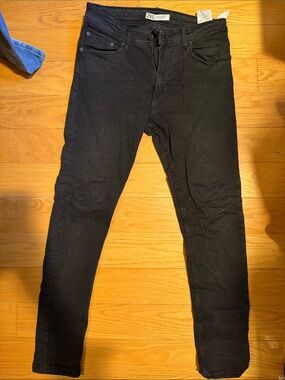 Zara Men's Skinny Jeans in Black Wash
